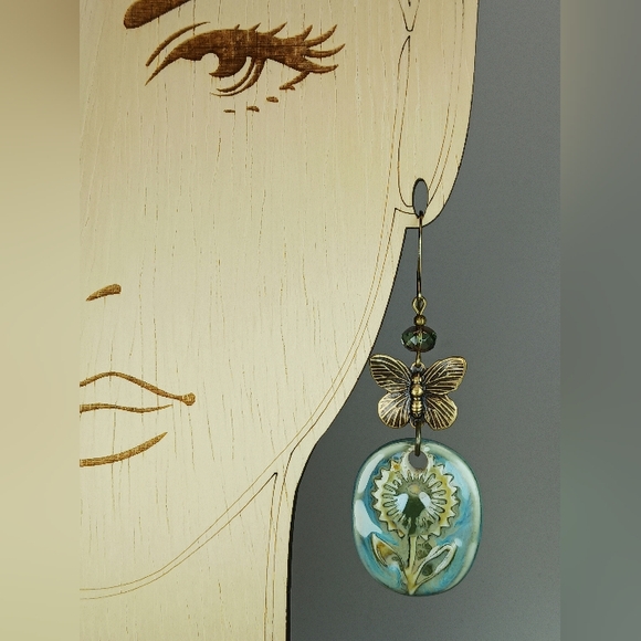 HAND CRAFTED Boho Ceramic Turquoise Green Flower Butterfly Dangle Earrings - Picture 6 of 7